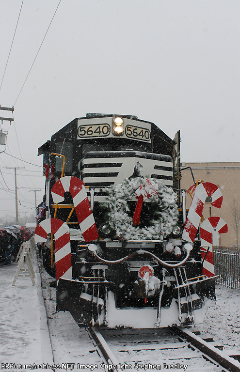 Browns Yard Santa Train